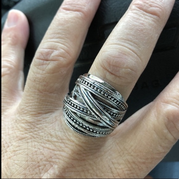 🌟SIZE 8 LEFT🌟CHUNKY STATEMENT RING - Picture 4 of 6